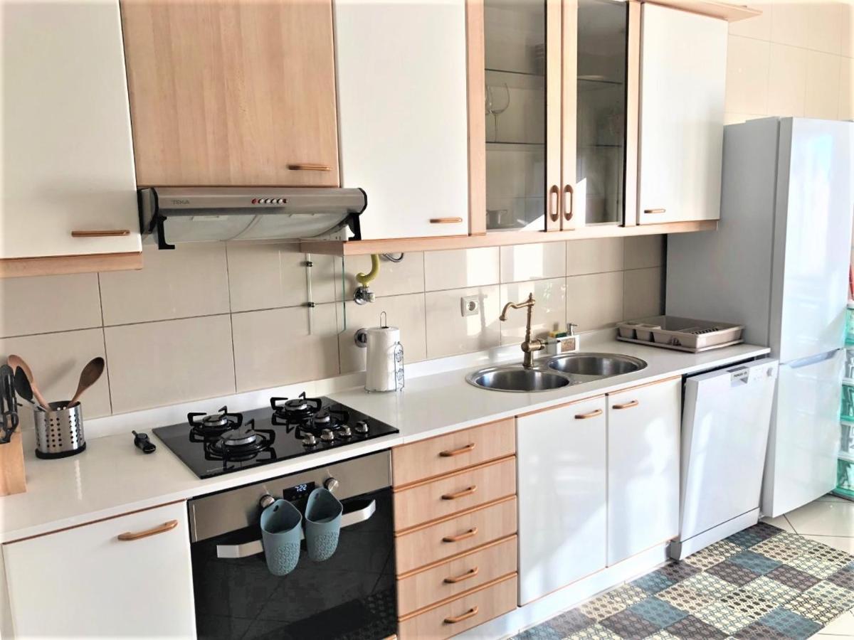 Апартаменты Charm City Center Apt 140M2 & Free Parking Брага Экстерьер фото